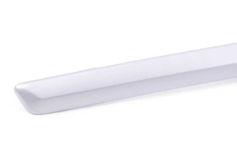 Moldura embellecedora Modern Line OEM 51127308843 para BMW Serie 3 F34 (318d, 320d) modelos entre 2013 y 2016. Pieza original BMW. Ideal para recambio de moldura exterior trasera.