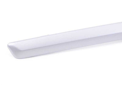 Moldura embellecedora Modern Line OEM 51127308843 para BMW Serie 3 F34 (318d, 320d) modelos entre 2013 y 2016. Pieza original BMW. Ideal para recambio de moldura exterior trasera.