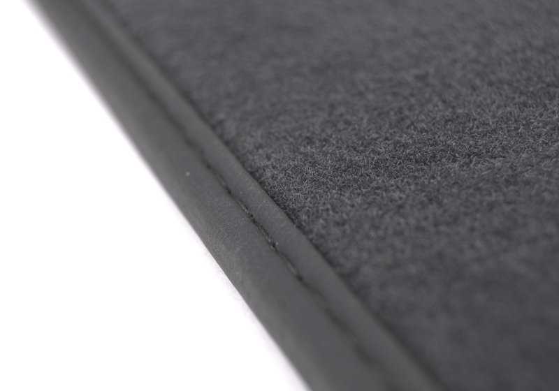 Royal OEM 51478138899 driver's mat for BMW 5 Series E34. Original BMW.