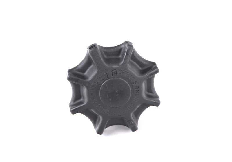 Cover for BMW E81, E82, E87, E88, E30, E36, E46, E90, E91, E92, E93, E28, E34, E39, E60, E61, E24, E63, E64, E32, E38, E65, E66, E84 , E83, E53, E85, E86, E52, Mini R50 (OEM 32416851332). BMW original