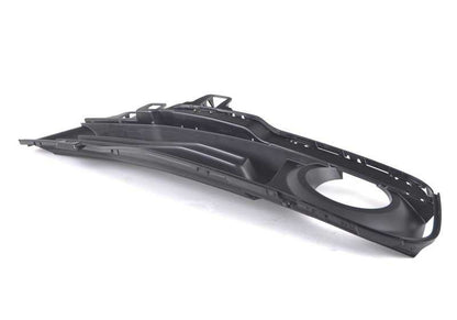 Cover for BMW E81, E82, E87, E88, E30, E36, E46, E90, E91, E92, E93, E28, E34, E39, E60, E61, E24, E63, E64, E32, E38, E65, E66, E84 , E83, E53, E85, E86, E52, Mini R50 (OEM 32416851332). BMW original