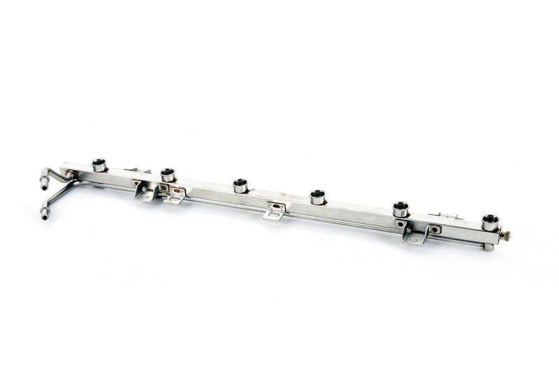 Tubería de inyección OEM 13531436470 para BMW E36, Z3. Original BMW.
