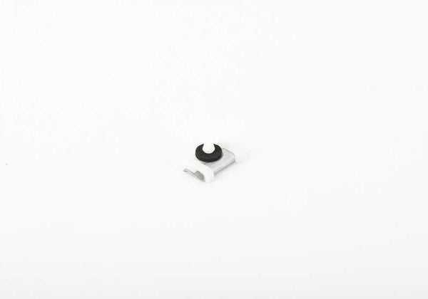 Clip sujeción moldura OEM 51138262422 para BMW E46. Pieza original BMW.