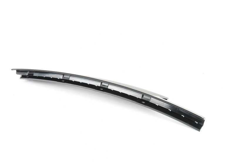 Moldura exterior del pilar B derecho OEM 51357258308 para BMW F30, F31, F80. Original BMW.