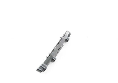 Soporte superior derecho lateral delantero OEM 51117294680 para BMW F32, F32N, F33, F33N, F36, F36N. Pieza original BMW.