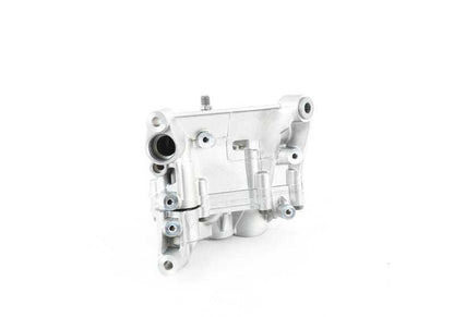 Bomba de aceite OEM 11417643256 para BMW F07, F10, F11, F06, F12, F13, F01, F02, F04, E70, F15, F85, E71, E72, F16, F86. Original BMW.