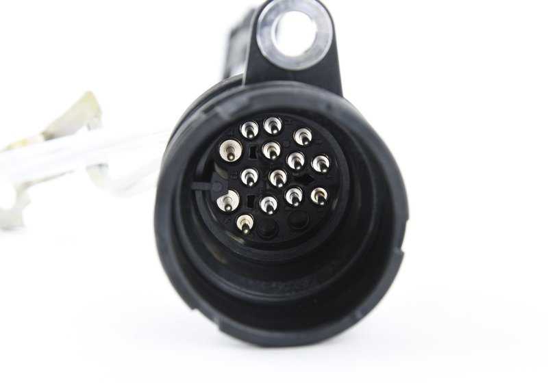 Cableado eléctrico OEM 28607842853 para BMW E82, E88, F87, E90, E92, E93, F80, F82, F83, F10, F06, F12, F13, E89. Compatible con modelos 135i, M2 y otros. Original BMW.