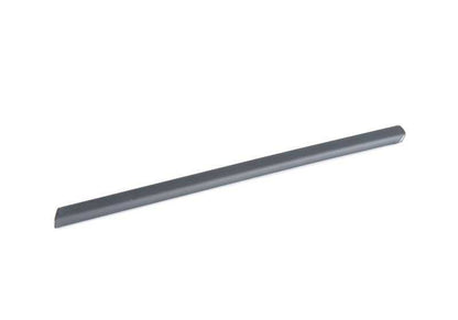 Moldura lateral delantera derecha OEM 51138108372 para BMW E31. Original BMW.