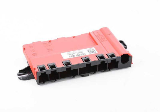 B+ distributor with multipable fuses OEM 61149227752 for BMW F20, F21, F22, F23, F87, F30, F31, F34, F80, F32, F36, F82. Original BMW.