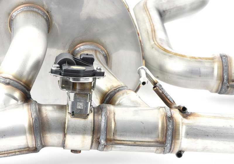 Kit de potência e som M Performance para BMW Série 3 F30N, F31N e Série 4 F32, F32N, F33, F33N, F36, F36N (OEM 11122444531). BMW originais.
