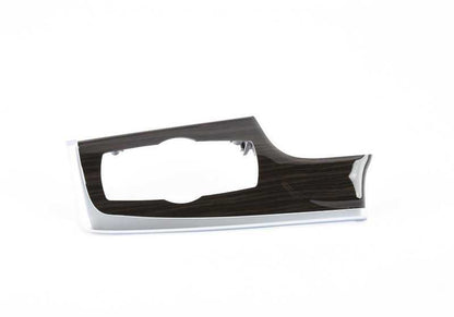 EMBELLECATOR FINELINE PLUSHING ANTRACITA DONE SIDE OEM 51459192941 FOR BMW F10 AND F11. Perlated chrome finish. Original BMW.