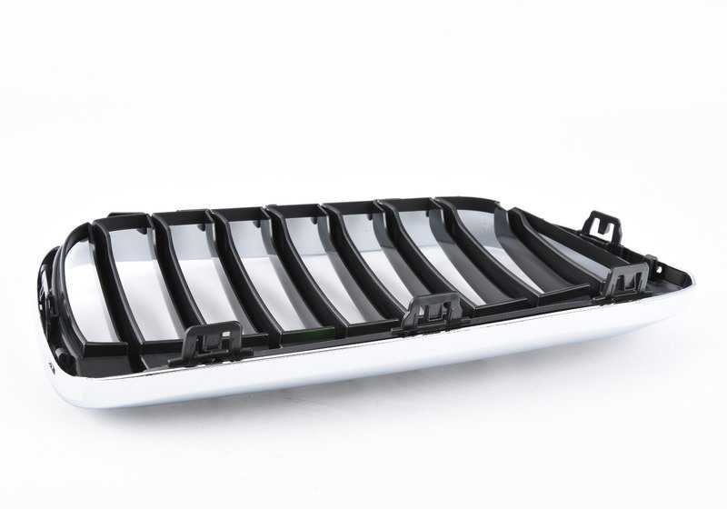 Rejilla decorativa delantera izquierda OEM 51117383363 para BMW X1 {F48: sDrive16d, 18i, 20i, xDrive20d, xDrive25i}. Original BMW.