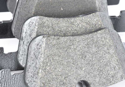 Juego de pastillas de freno delanteras sin amianto OEM 34116874331 para BMW F30, F31, F32. Original BMW.