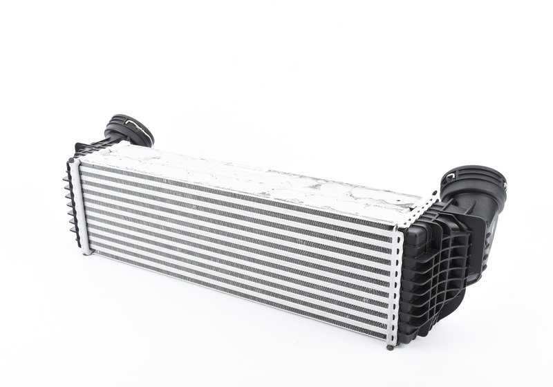Intercooler for BMW X5 E70 (OEM 17517805150). Genuine BMW