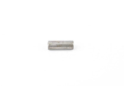 Tubo separador OEM 32411137783 para BMW Serie 8 E31 (850Ci) con motor M70. Compatible con versiones manuales y automáticas de 1989 a 1994. Original BMW.