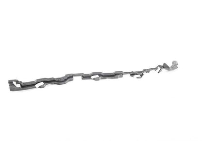 Junta de estanqueidad lateral trasera derecha OEM 51657175144 para BMW E70 (X5 3.0d, 3.0sd, 3.0si, 4.8i, M). Original BMW.