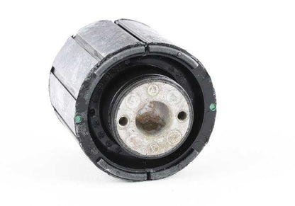 Silentblock de goma OEM 33312282727 para BMW E60, E61, E63, E64. Pieza original BMW para anclaje del subchasis trasero. Ideal para solucionar ruidos o vibraciones en la suspensión trasera.
