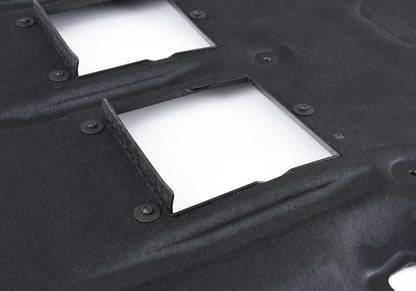 Cubrecárter con labios de estanqueidad OEM 51758060137 para BMW F22, F30, F32, F36. Original BMW.