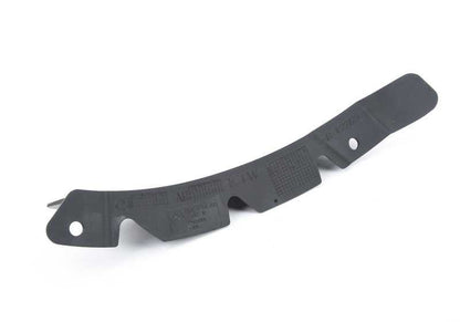 Lippe delantera derecha OEM 51748060800 para BMW F22, F23. Original BMW.
