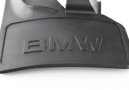Juego de guardabarros traseros OEM 72601922807 para BMW E24. Original BMW.