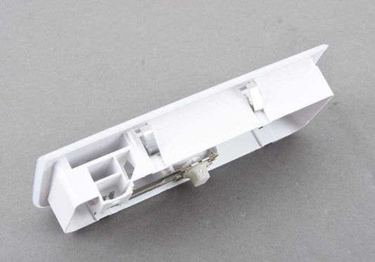 Luz interior trasera OEM 61316951252 para BMW E81, E82, E87, E88, E84. Compatible con todos los modelos indicados. Pieza original BMW.