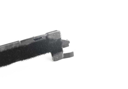 Guide de glissement du toit solaire 54128120591 pour BMW E34. Pièce BMW originale.