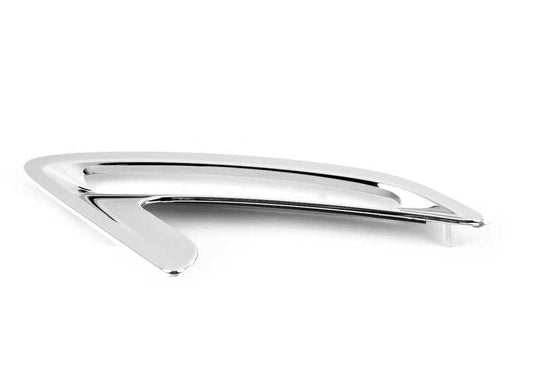 Toma de aire lateral derecha cromada OEM 51747293734 para BMW F34 y F34N. Pieza original BMW.