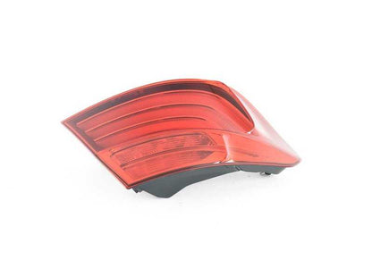 Piloto trasero izquierdo OEM 63217312707 para BMW F10 y F10N. Pieza original BMW.