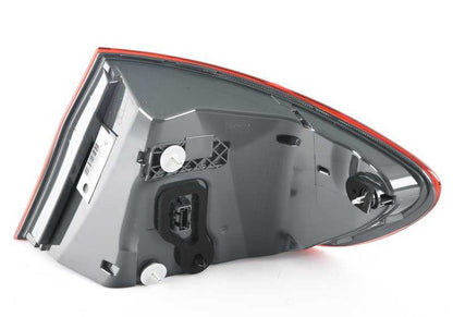 Piloto trasero izquierdo OEM 63217312707 para BMW F10 y F10N. Pieza original BMW.