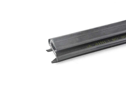 Cubierta interior derecha OEM 51327026392 para BMW E46. Original BMW.