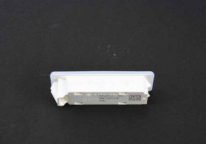 Luz LED de suelo OEM 63319242161 para BMW F20, F21, F22, F23, F45, F46, F87, F30, F31, F34, F35, F80, F32, F33, F36, F82, F83, F07, F10, F11, F18, F01, F02, E84, F48, F25, F26, I01. Original BMW.