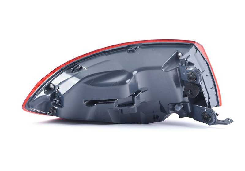 Luz trasera derecha OEM 63218496526 para BMW Serie 4 F32, F33, F36, M4 F82, F83 LCI… y más. Original BMW.