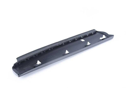 Moldura trasera derecha OEM 51137205782 para BMW F25, F26. Original BMW.