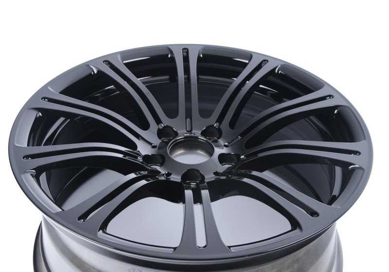 Llantas de aleación M Doble Radio 220 OEM 36117842933 para BMW E90, E92, E93 (modelos M3). Acabado en negro jet, 19", eje delantero. Original BMW.