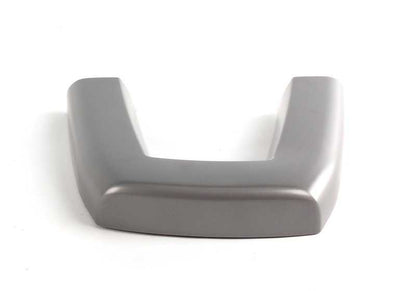 Copertura destra OEM 51437055434 per BMW Z4 E85 2.0i, 2.2i, 2.5i (tutti i motori e trasmissioni). Colore grigio argento. BMW originale.
