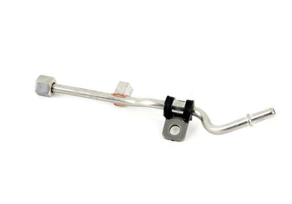 Tubo di alimentazione del carburante OEM 13537605020 per BMW E82, E88, E90N, E91N, E92N, E93N, F33, F36, E84, F25, E70N, E71. BMW originale.