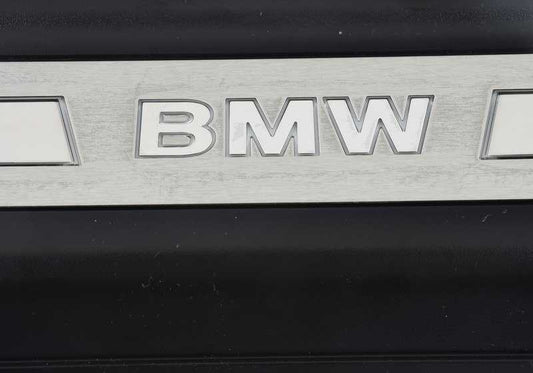 Embellecedor de entrada iluminado izquierdo OEM 51477219893 para BMW F12, F13, F06. Original BMW.