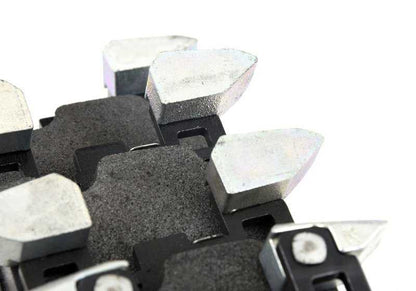 Juego de pastillas de freno OEM 34218099354 para BMW F87, F80, F82, F83. Original BMW.