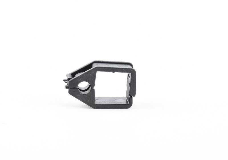 Soporte de la tubería de combustible OEM 13311718966 para BMW E34, E32. Original BMW.