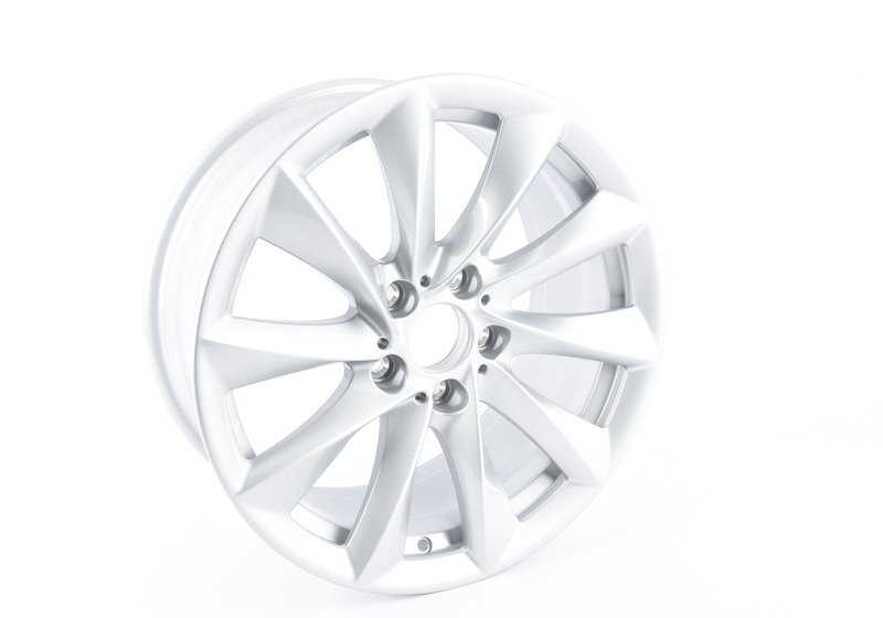 Llantas de aleación diseño turbina 415 18" OEM 36116796248 para BMW F30. Compatibles con modelos 316d desde 2012 hasta 2018. Color plata reflex. Original BMW.