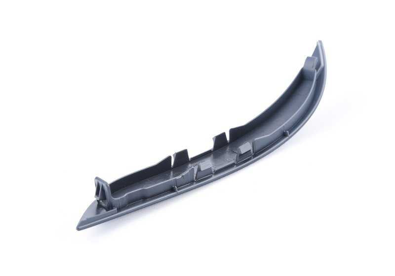 Embellecedor trasero derecho imprimado OEM 51127166662 para BMW E60, E61. Original BMW.