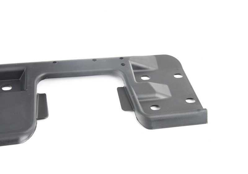 Tapa lateral inferior derecha OEM 51718201496 para BMW E39 {520d, 520i} todos los modelos compatibles. Pieza original BMW.
