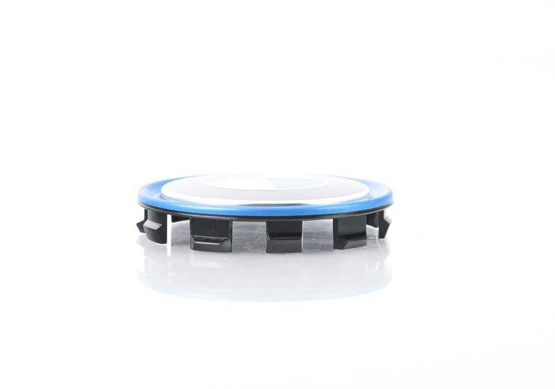 Tapacubo con anillo azul OEM 36136883558 para BMW F30 y X5 F15. Compatible con llantas originales BMW. Original BMW.