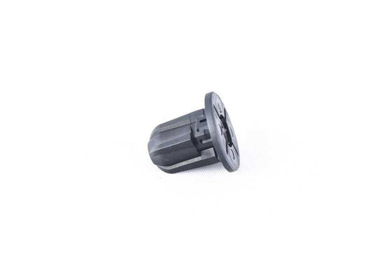 Nut di espansione per la BMW 4 G22 Series, G23, G82, G83, 5 F07, F10, F11, F18, 7 F01n Series, F02N, F04, X3 F25, X4 F26 (OEM 07149177765). BMW originale