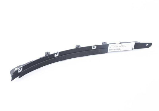 Adaptador moldura paso de rueda delantero izquierdo OEM 51118056289 para BMW F85. Original BMW.