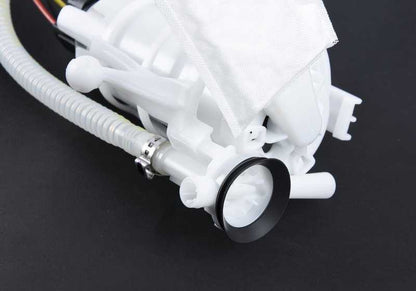 Bomba de combustible derecha con bomba en depósito OEM 16117217260 para BMW Serie 7 F01 y F02 (760i, 760Li). Compatible con motores N74. Original BMW.
