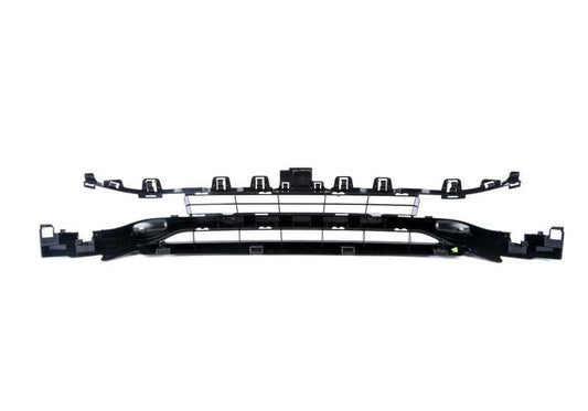 Rejilla central entrada de aire OEM 51117294657 para BMW F32, F33, F36. Recambio original BMW.