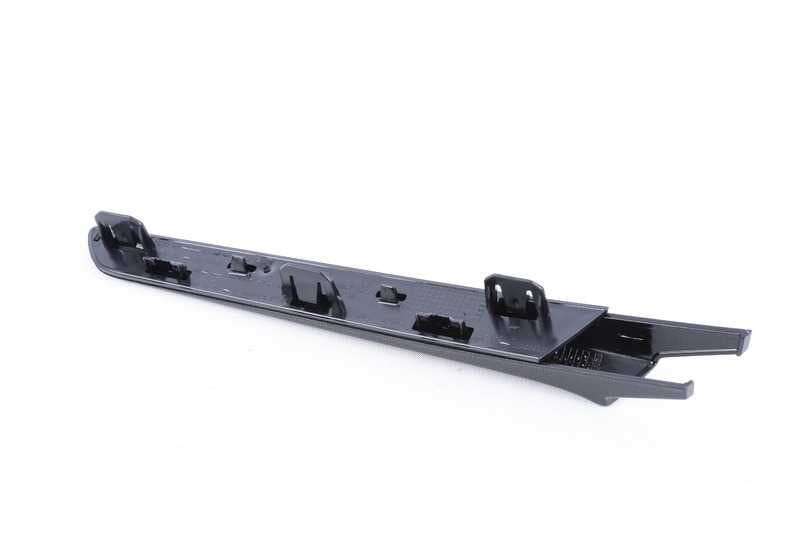 Moldura M Performance para toma de aire en aleta OEM 51148068585 para BMW F82 y F83. Original BMW.