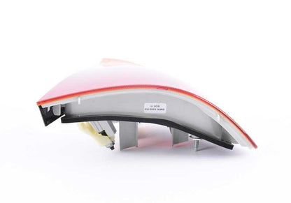 Piloto trasero derecho OEM 63218368758 para BMW E46. Compatible con todos los modelos E46 (Berlina, Touring, Coupé, Cabrio, Compact). Recambio original BMW.