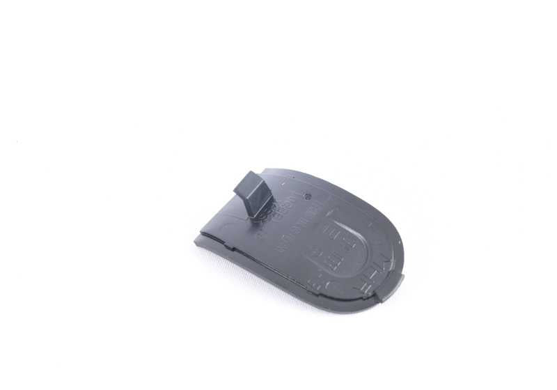 Tapa embellecedora derecha OEM 51127134038 para BMW E90 y E90N. Original BMW.